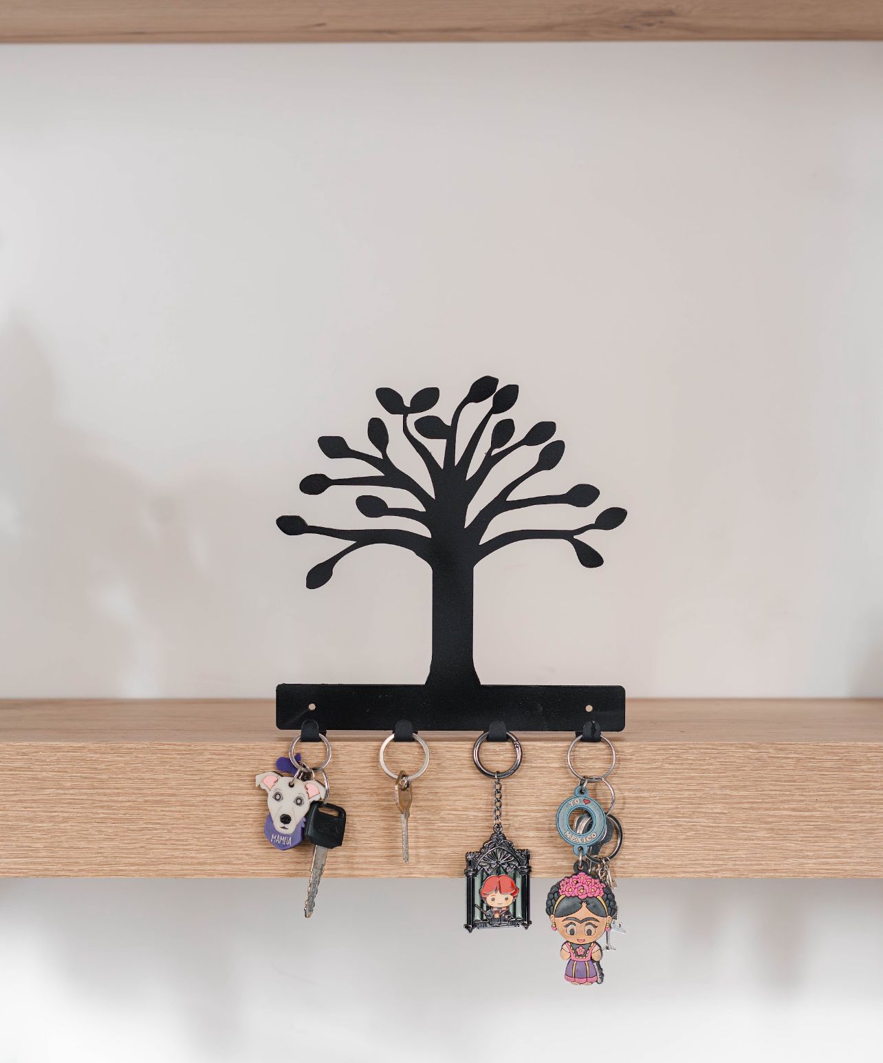 Porta llaves en hierro con pintura electrostática